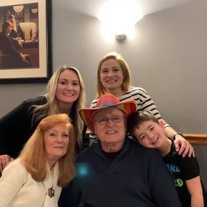 Meet your Posher, Christel